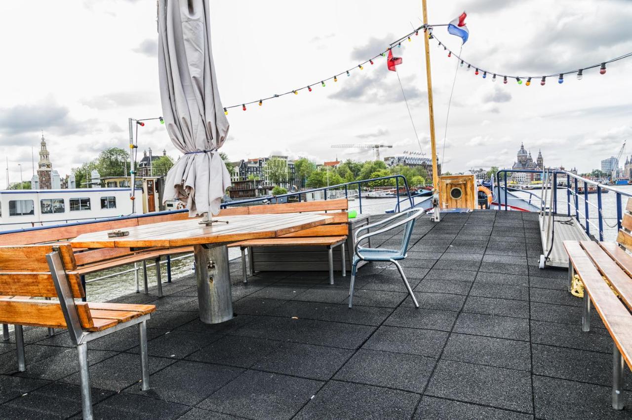 Amice Hotel Haarlem Buitenkant foto