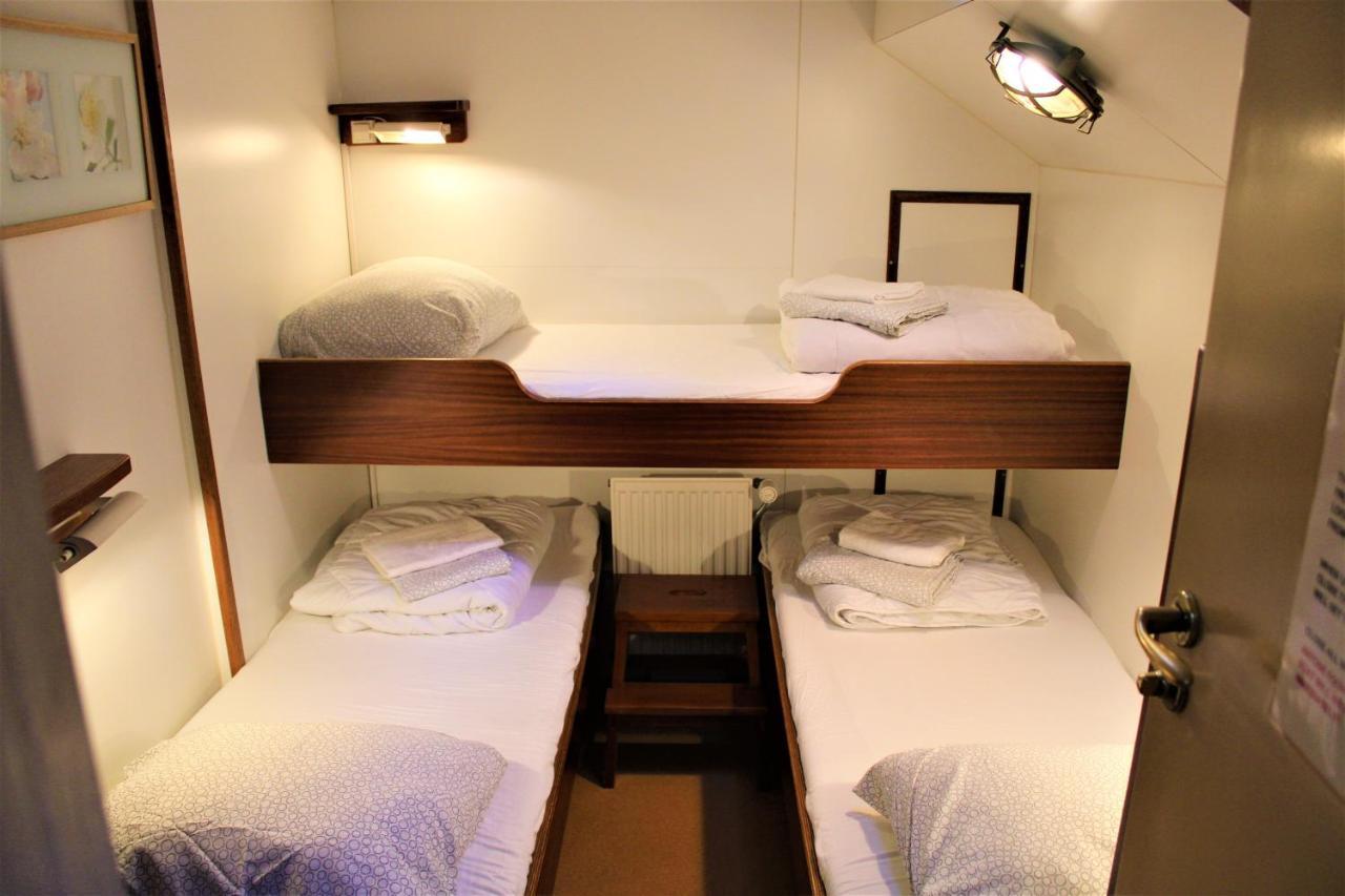 Amice Hotel Haarlem Buitenkant foto